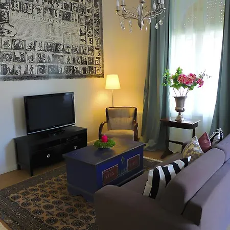 Apartment Golden Stars