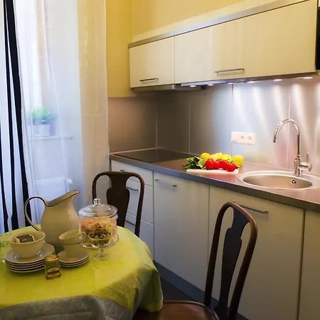 Golden Stars Apartment