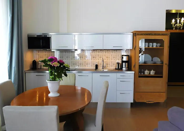 Golden Stars Apartament *