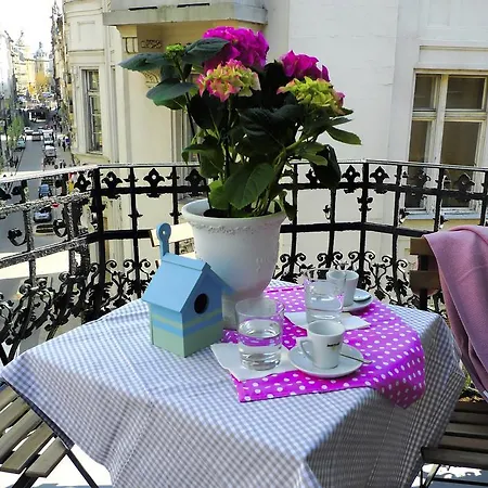 Golden Stars Apartamento Budapest