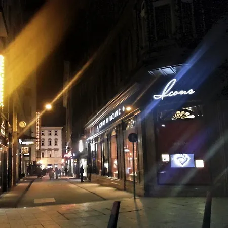 Golden Stars Budapest